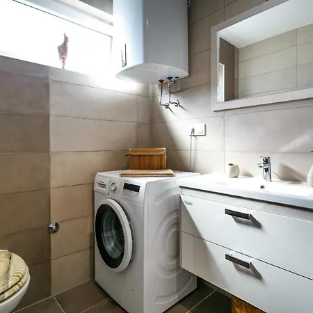 Apartment Fuer 5 Personen Ca 70 Qm In Vantacici, Kvarner Bucht Krk *